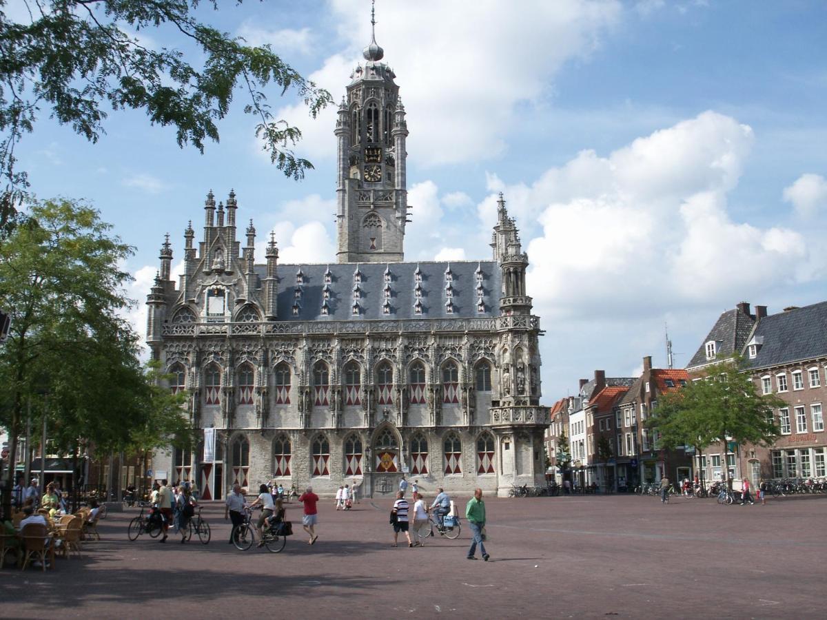 Vrye Heerlykheyd (adults Only) * Middelburg